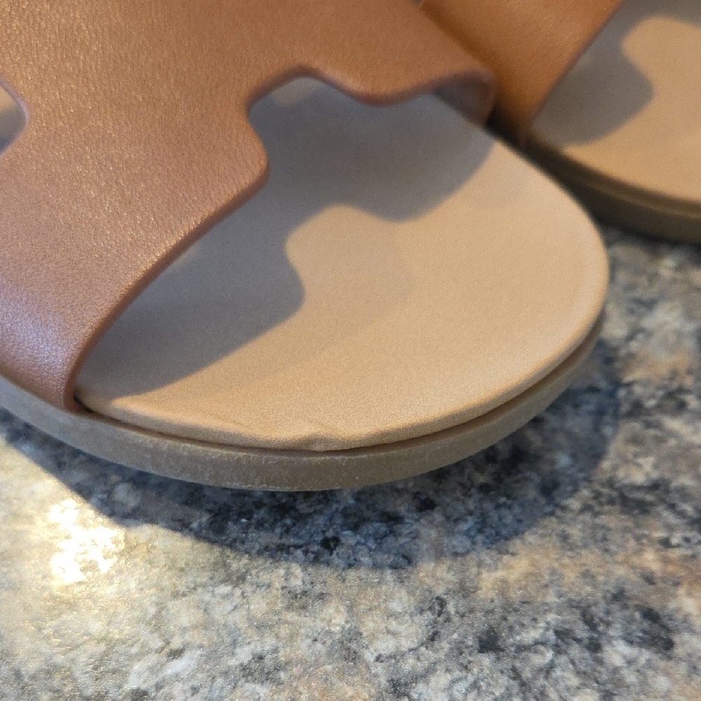 Steve Madden Size 6 NEW Tan Leather Slide Sandals - Picture 3 of 8